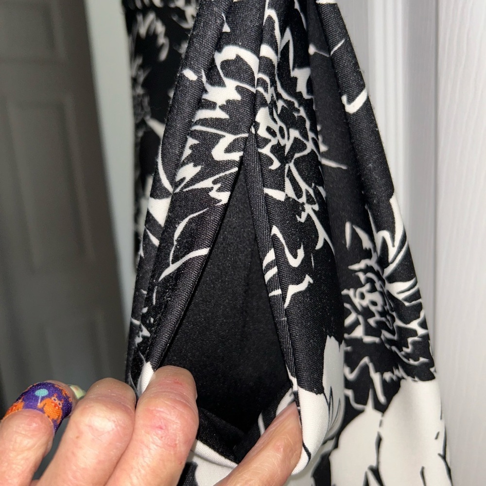NWOT just Taylor sleeveless dress - Picture 5 of 6
